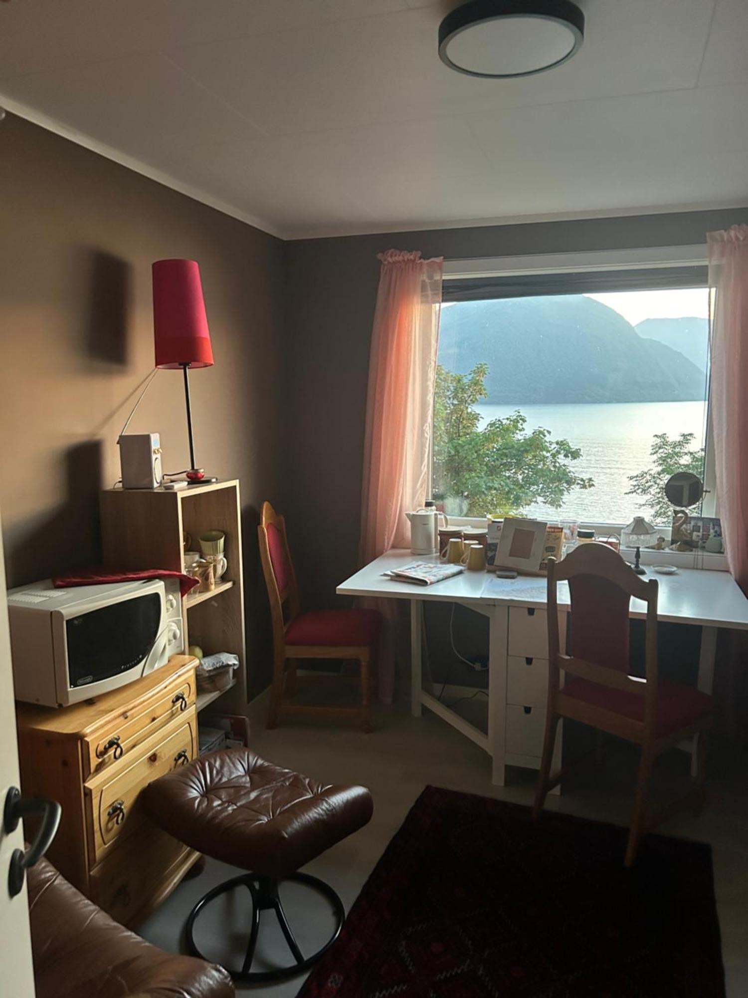 Bed and Breakfast Line Pa Hauane1 Volda Exteriér fotografie